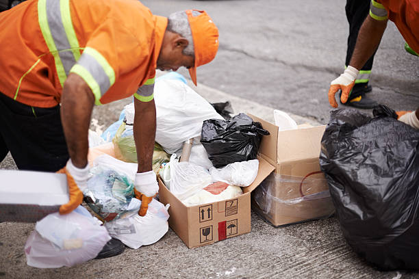 Best Office Cleanout  in Mentone, CA